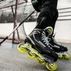 BAUER VAPOR X3.5 JUNIOR INLINE ROLLER SKATES -Hockey Shop BAUER VAPOR X3.5 INLINE ROLLER SKATES LIFESTYLE 3 d8793be9 9b1f 4893 b76a b5765b9f10bd