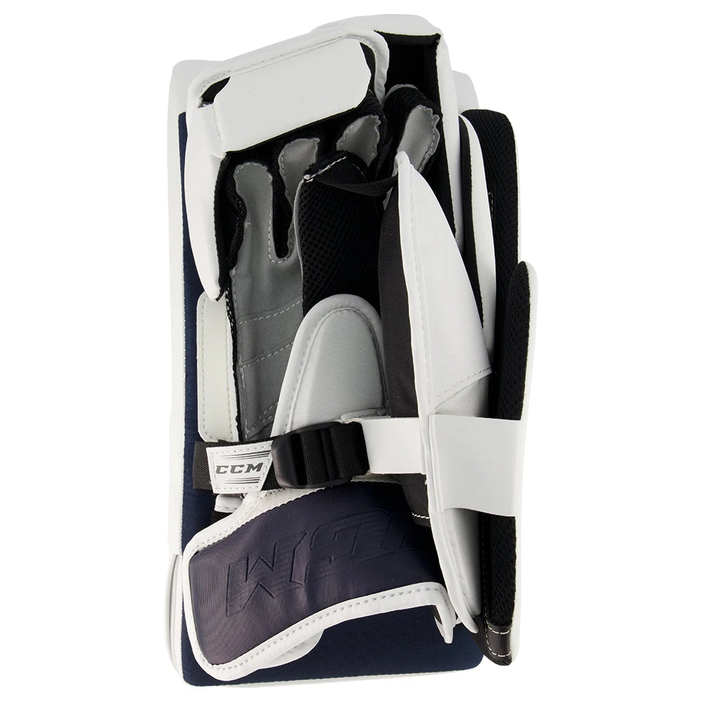 CCM EXTREME FLEX E5.9 INTERMEDIATE GOALIE BLOCKER 4 CCM EXTREME FLEX E5.9 INTERMEDIATE GOALIE BLOCKER - Image 2